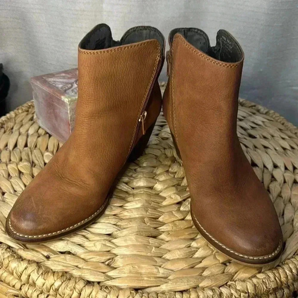Steve Madden Whysper Leather Anke Boots Cognac Size 7. - Picture 8 of 11